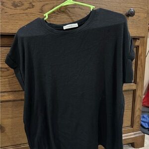 Zenana Outfitters Black Short Sleeve Tee
